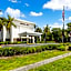 Hampton Inn By Hilton Naples-Central, Fl