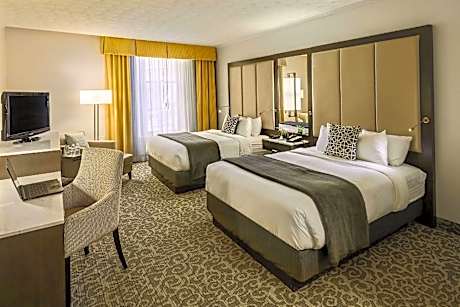 2 Queen Beds, Nonsmoking, Accessible