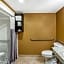 La Quinta Inn & Suites by Wyndham Hot Springs