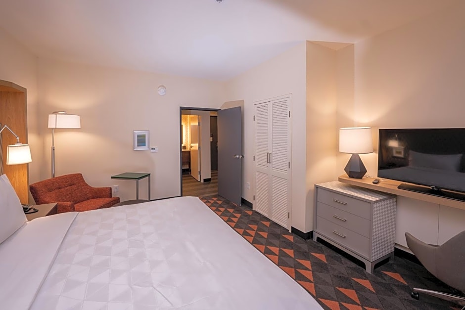 Holiday Inn - NW Houston Beltway 8