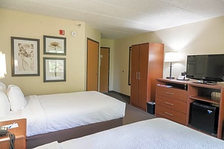 Deluxe Double Room - Mobility Access/Non-Smoking