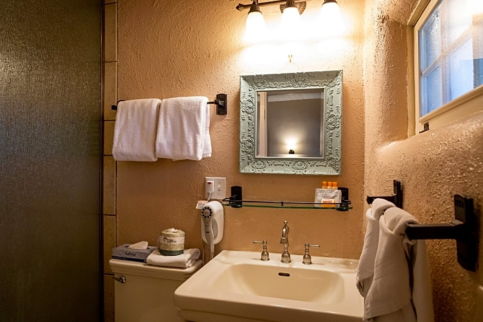 The Historic Taos Inn