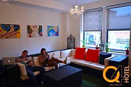 Q4 Hotel & Hostel