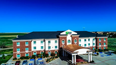 Holiday Inn Express Hotel & Suites Pampa