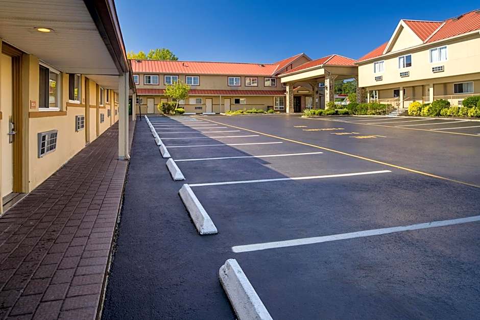 Skyview Motel