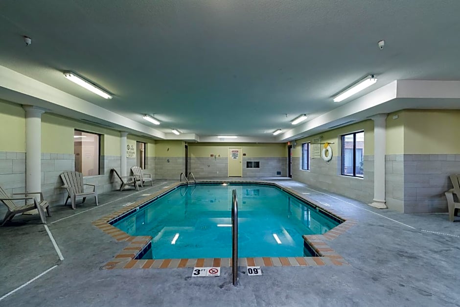 Holiday Inn Express Hotel & Suites South Bend Notre Dame Univ.