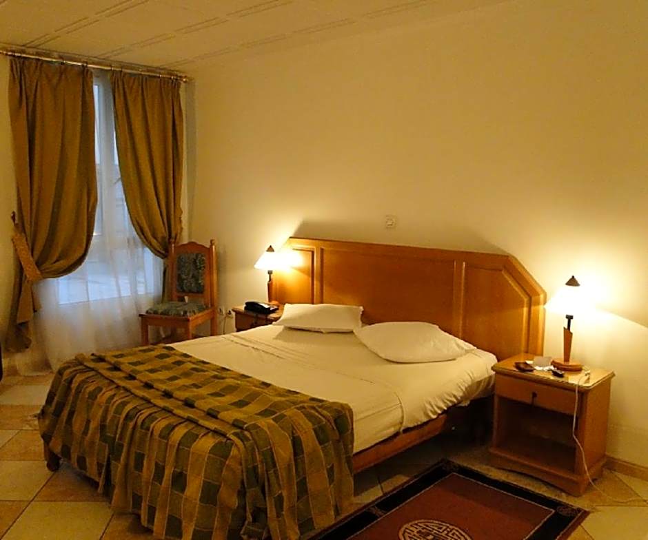HOTEL EL BIAR