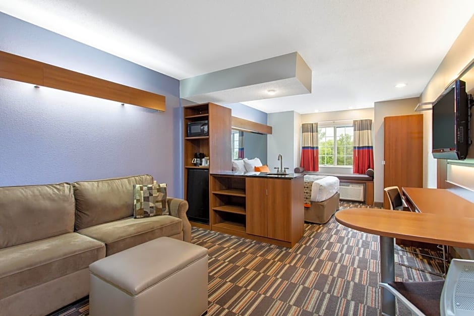 Microtel Inn & Suites By Wyndham Philadelphia Airport