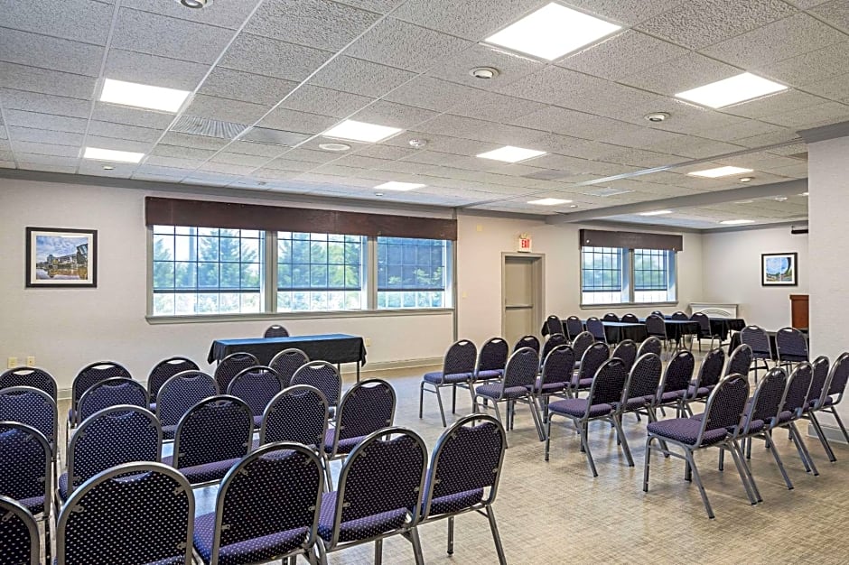 Quality Inn & Suites Greenville - Haywood Mall