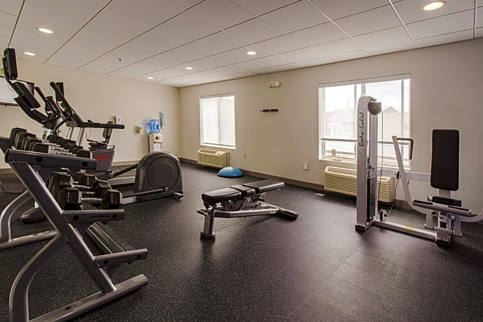 Holiday Inn Express Newington