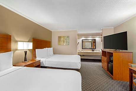 Queen Room with Two Queen Beds - Non-Smoking