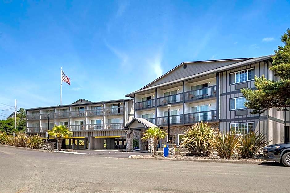 Comfort Inn & Suites Lincoln City