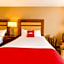 OYO Hotel Lebanon MO I-44