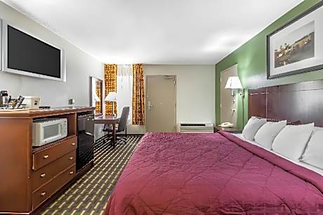 1 King Bed, Nonsmoking