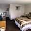 The Lake George Inn
