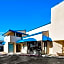Econo Lodge Bay Breeze