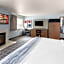 AmericInn by Wyndham Oscoda Near AuSable River