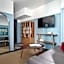 The Chicago Hotel Collection Wrigleyville
