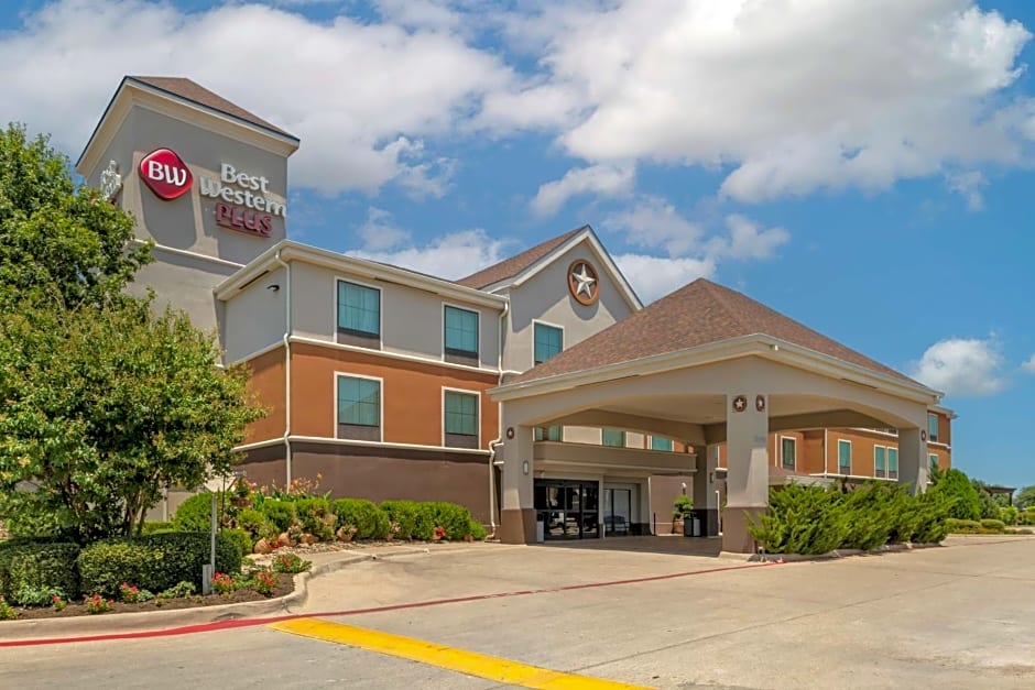 Best Western Plus Denton Inn & Suites