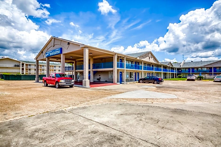 OYO Hotel Baton Rouge East I-12