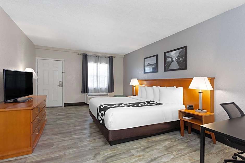 La Quinta Inn by Wyndham Cocoa Beach-Port Canaveral
