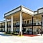 Days Inn by Wyndham Gonzales