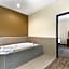 Comfort Suites Cedar Falls