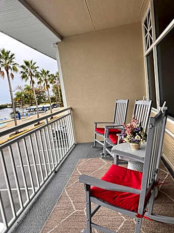 Perfect getaway with pool, hot tub and world class views