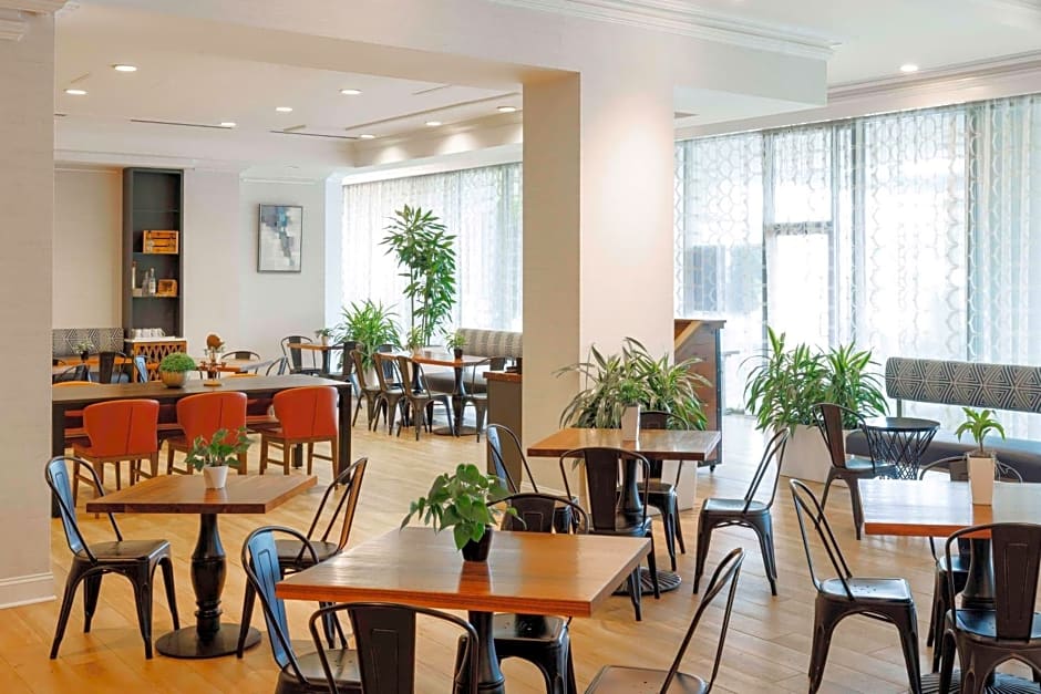 Hilton Greenville