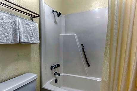 2 Double Beds  No Smoking  Accessible Room