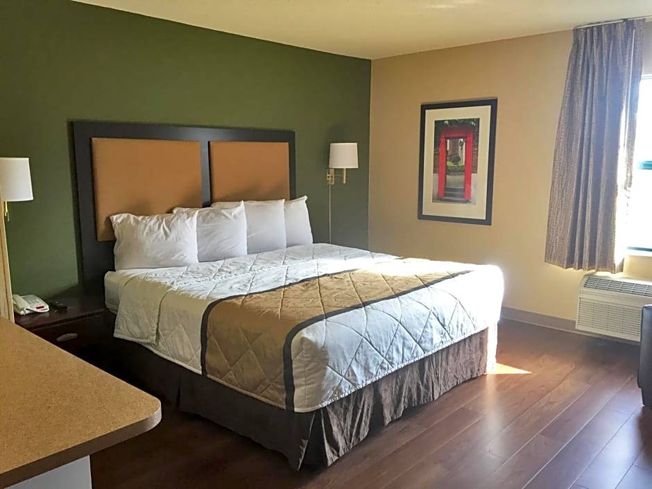 Extended Stay America Select Suites - Chicago - Hanover Park