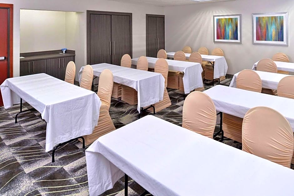 Comfort Inn & Suites Frisco - Plano