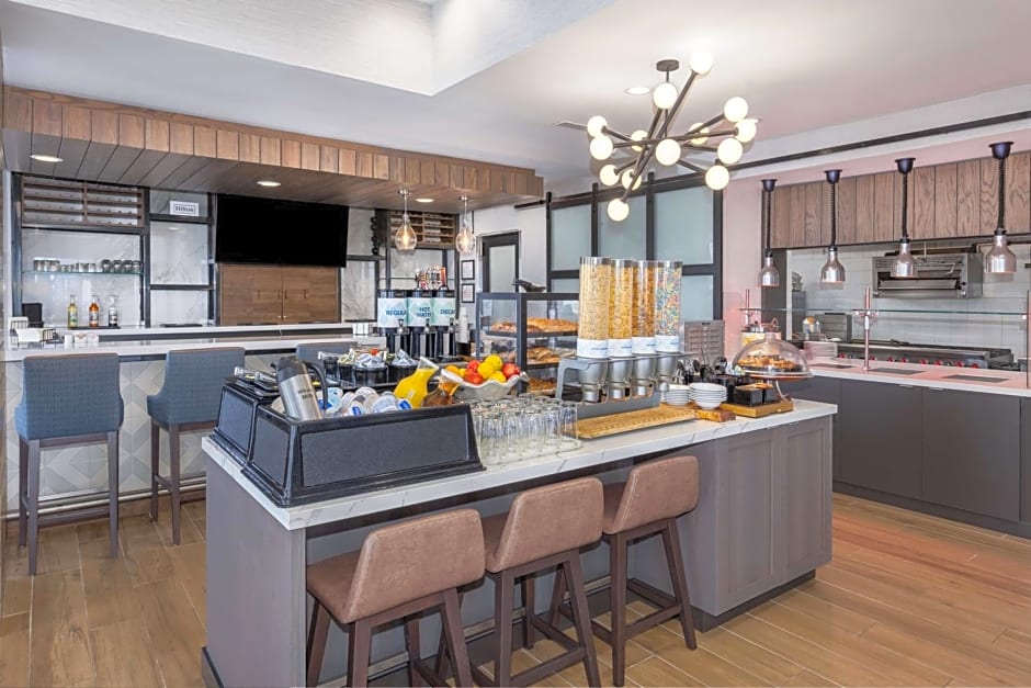 Hilton Garden Inn Albuquerque Journal Center