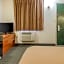 Rodeway Inn State College - near University