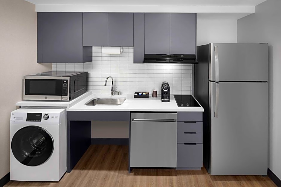 Homewood Suites by Hilton Grand Prairie at EpicCentral