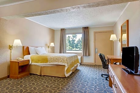 1 Double Bed Non-Smoking
