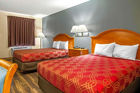 2 Double Beds, Smoking
