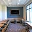 Holiday Inn Express Hotel & Suites Boston-Cambridge