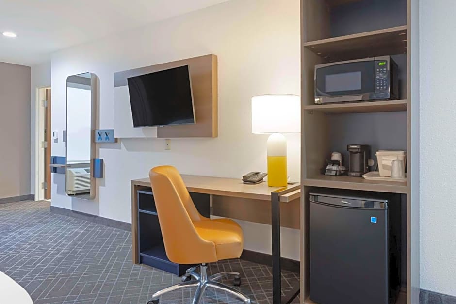 Comfort Inn & Suites US-60