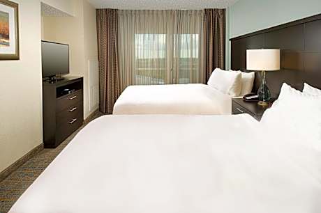 One-Bedroom Suite with Two Queen Beds