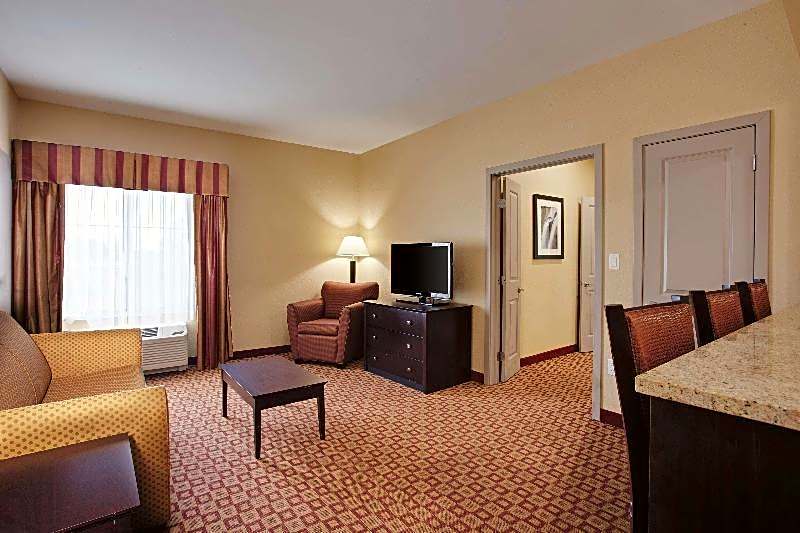 La Quinta Inn & Suites by Wyndham Verona