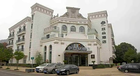 Atour Hotel Nanjing South Railway Station Baijiahu