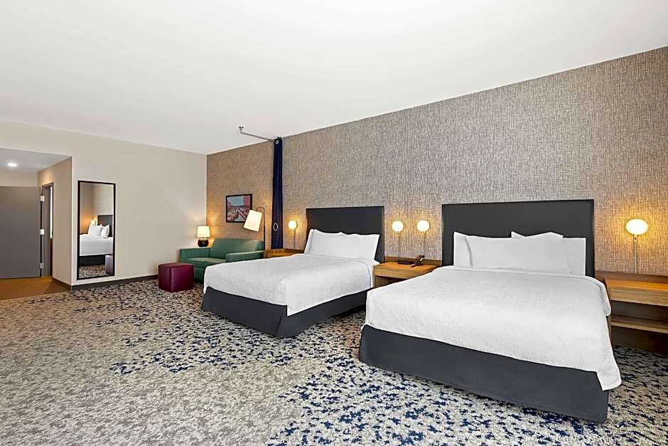 Home2 Suites by Hilton Hendersonville