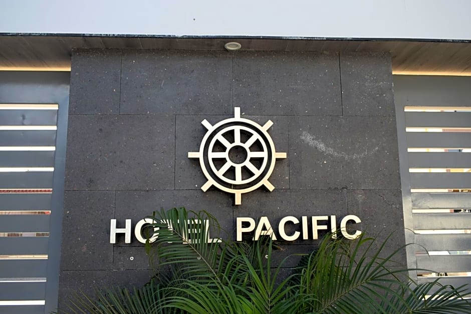 Hotel Pacific