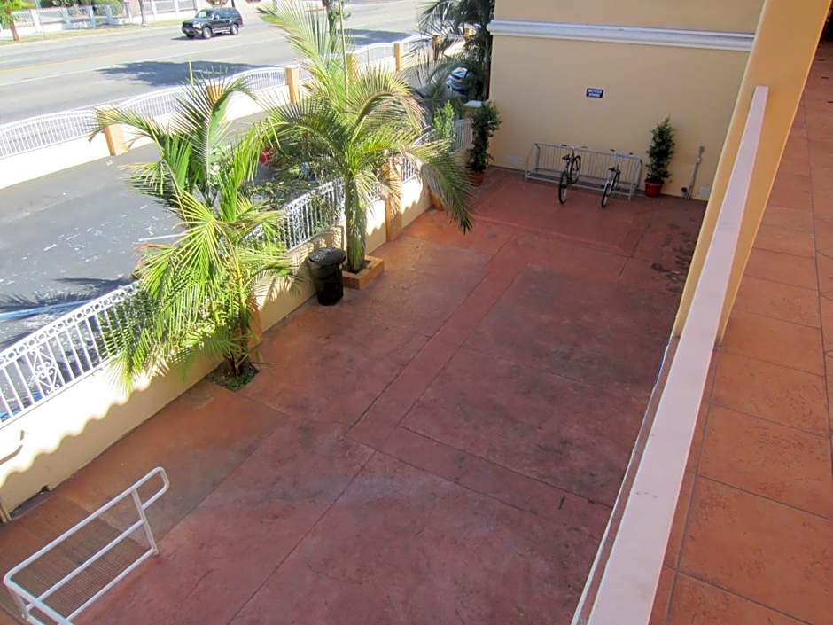 Starlight Inn Canoga Park