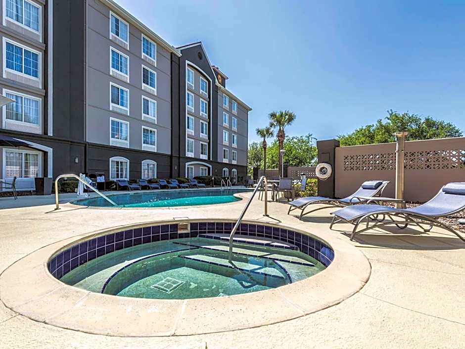 La Quinta Inn & Suites by Wyndham Lake Mary