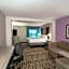 La Quinta Inn & Suites by Wyndham Clarksville