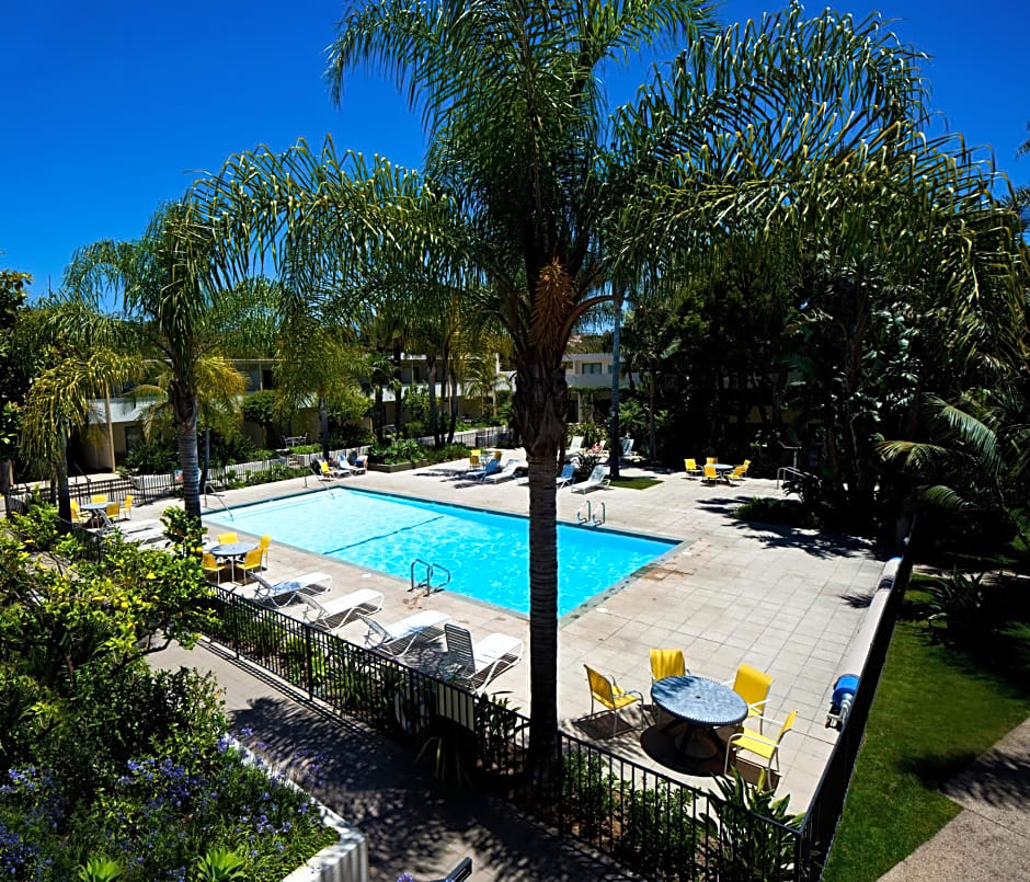 Lemon Tree Inn