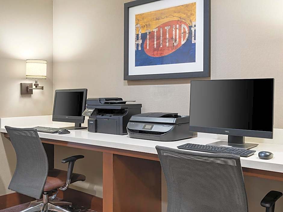 Staybridge Suites Indianapolis-Airport