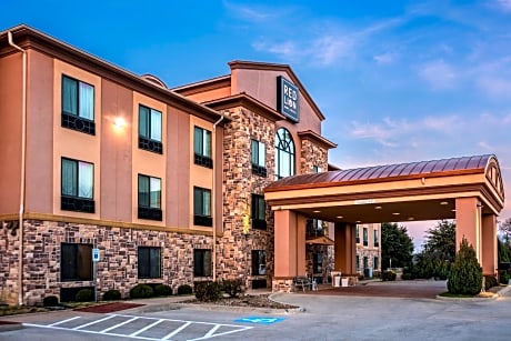 Red Lion Inn & Suites Mineral Wells